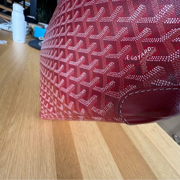 Goyard Artois MM Tote – Red – Authentic – Excellent Condition - Picture 8 of 11